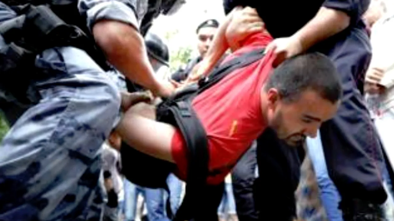 HAOS la Moscova: Sute de persoane, inclusiv un politician, arestate, în urma protestelor de susţinere a jurnalistului Ivan Golunov | FOTO, VIDEO