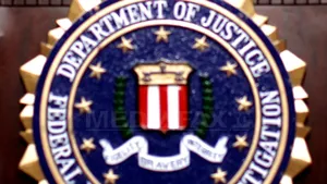 Român acuzat că a fabricat legitimaţii false similare cu cele ale FBI şi CIA, dat în urmărire de SUA