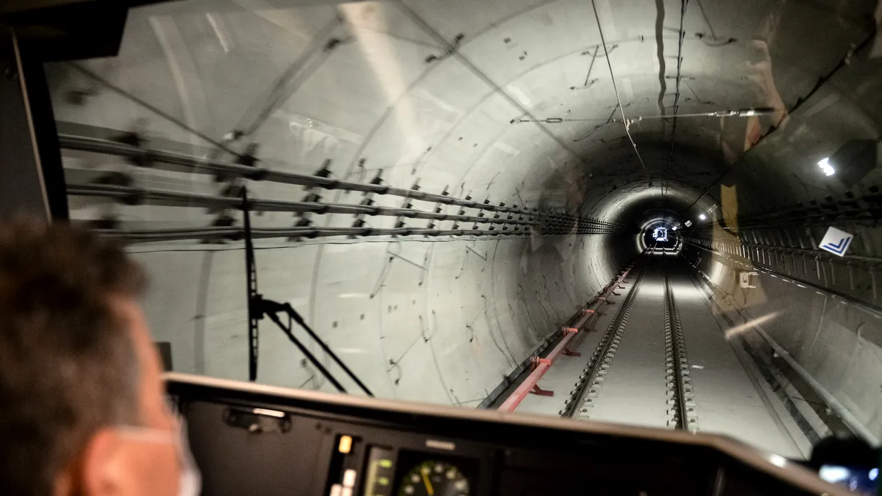 Anchetă Metrorex: Mecanic de tren, acuzat că ar fi condus beat în urma unui incident la staţia de metrou Dristor