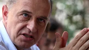 Constitutional Court Postpones Ruling On Geoana’s Dismissal As Senate Chairman