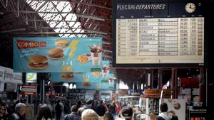 Supermarket din Gara de Nord, evacuat 