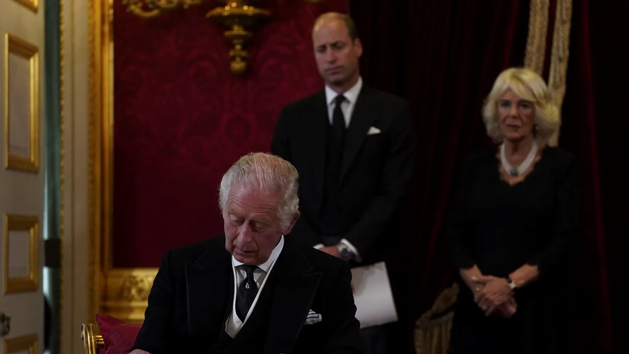 Membrii Parlamentului britanic au depus jurământul de credinţă faţă de Regele Charles al III-lea