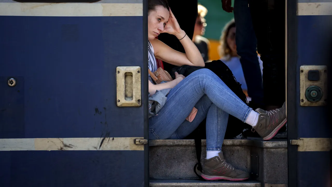 CFR reduce viteza trenurilor în acest weekend din cauza temperaturilor extreme