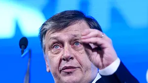 Antonescu cere CSAT: Discuţia despre întoarcerea parteneriatelor strategice la 1997 este serioasă