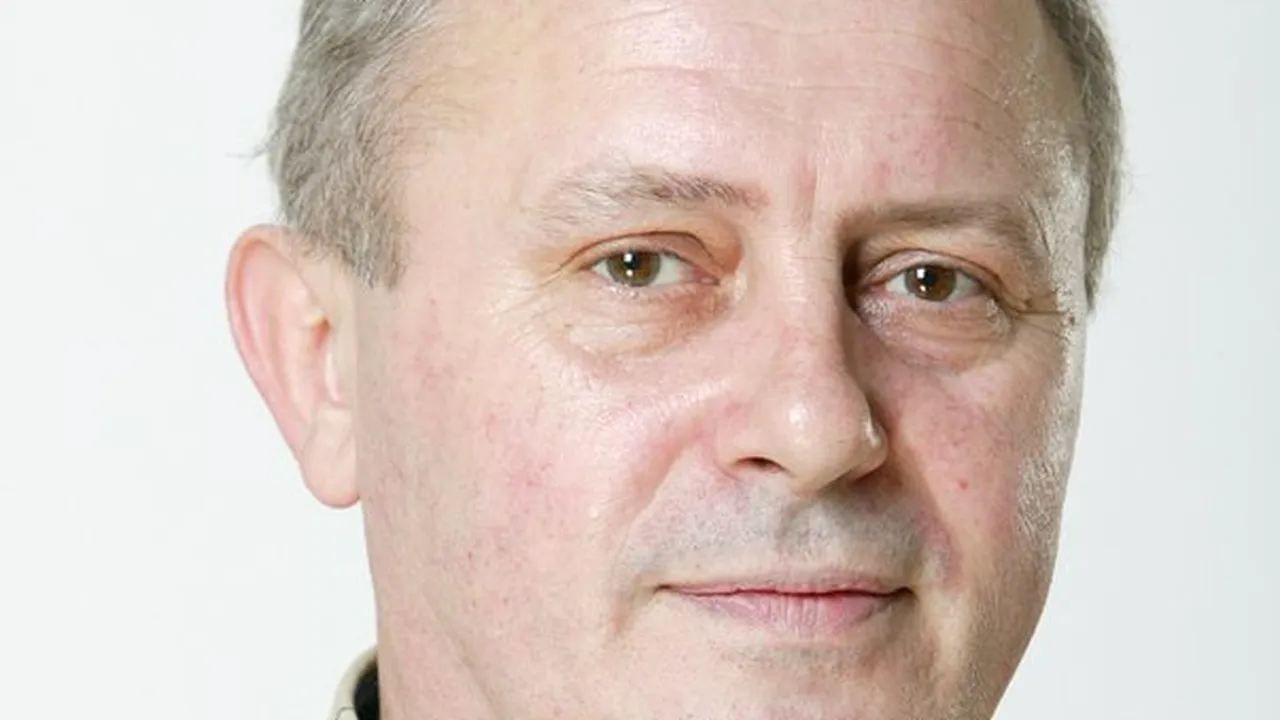 INTERVIU: Ioan Es.Pop - Vocaţia mea este de călător pe dinăuntru,un om care umblă mai mult în genunchi
