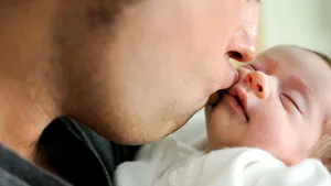 Paternitatea are un moment critic pe care nimeni nu îl anticipează