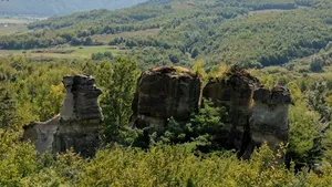 Excursie în Capadoccia de România. Grădina Zmeilor se află la 67 de kilometri de Cluj şi este un loc unic în Europa