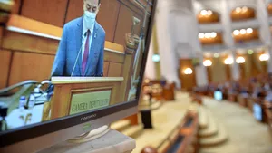 Proiectul privind carantina şi izolarea intră azi la vot, cu întârziere, în Camera Deputaţilor. PSD intenţionează să îl amendeze