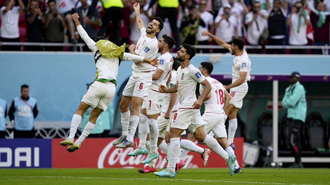 Iran învinge Ţara Galilor la Cupa Mondială, cu două goluri în minutele suplimentare