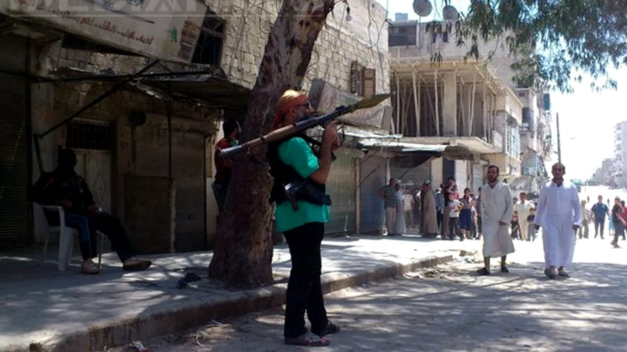 Palatul preşedintelui Bashar Al-Assad, atacat cu obuze de insurgenţii sirieni