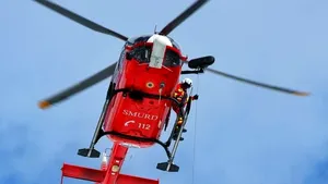 Braşov: Misiune aviatică pentru salvarea unui turist rănit într-o zonă montană greu accesibilă