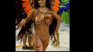 Adriano are o idilă cu regina Carnavalului de la Rio