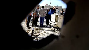 Cel puţin 115 morţi într-o serie de atentate comise la Bagdad şi revendicate de grupul Stat Islamic