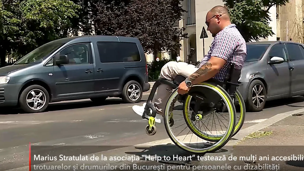 Piaţa Victoriei a picat testul privind accesibilitatea trotuarelor şi trecerilor de pietoni pentru persoanele cu dizabilităţi 