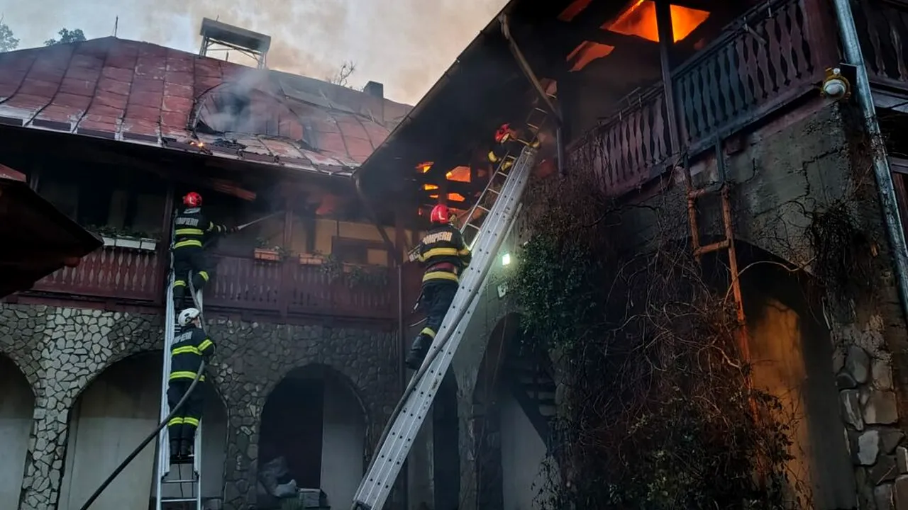 Incendiu puternic la Mănăstirea Bisericani din Neamț. Un bărbat a fost găsit carbonizat