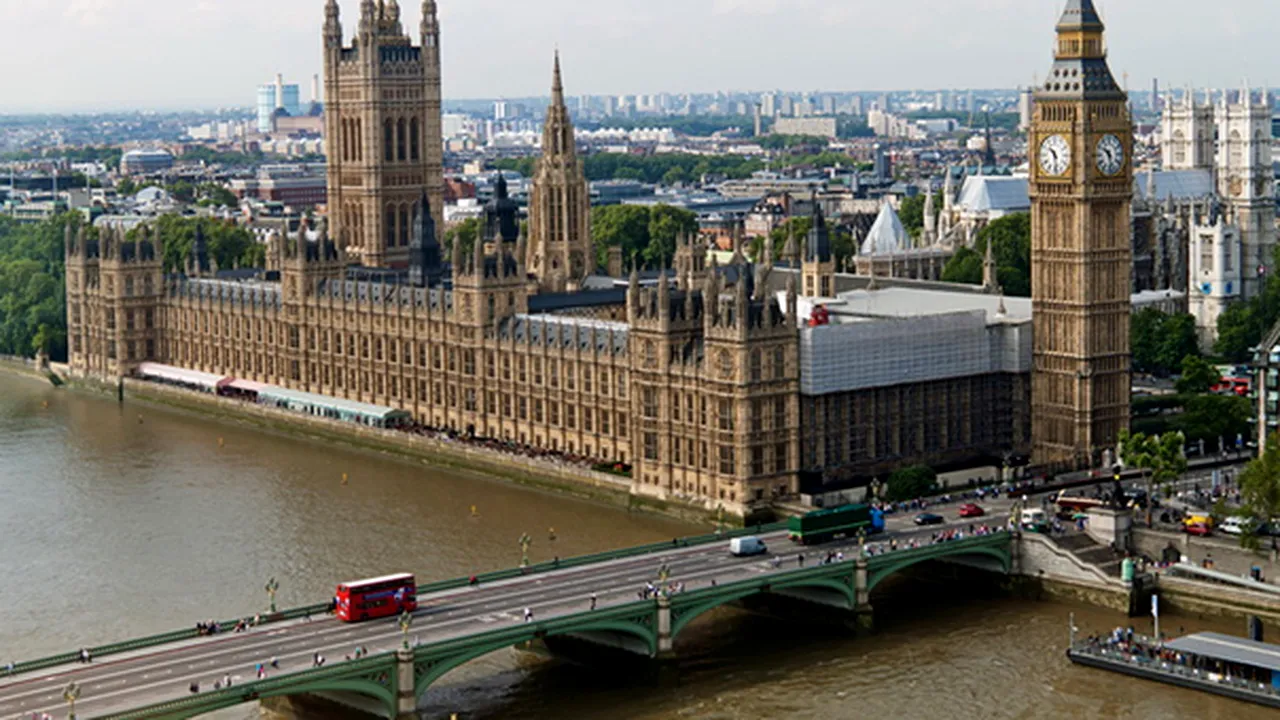 ALEGERI în Marea Britanie: Britanicii din străinătate, inclusiv din România, votează prin corespondenţă sau prin procură