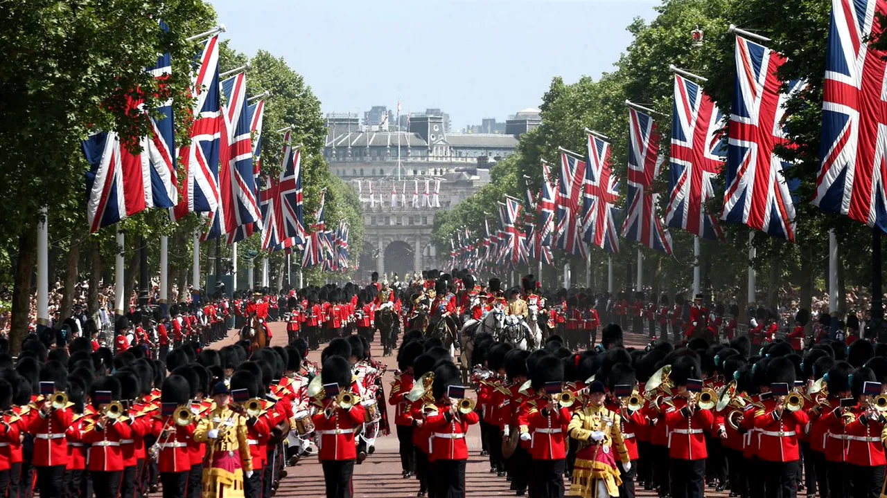 Trooping the Colour 2019: Regina Elizabeth a II-a, la ceremonia aniversării sale oficiale |  FOTO, VIDEO 