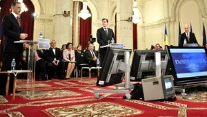 Ironii şi atacuri sub centură la dezbaterea Geoană-Antonescu-Băsescu
