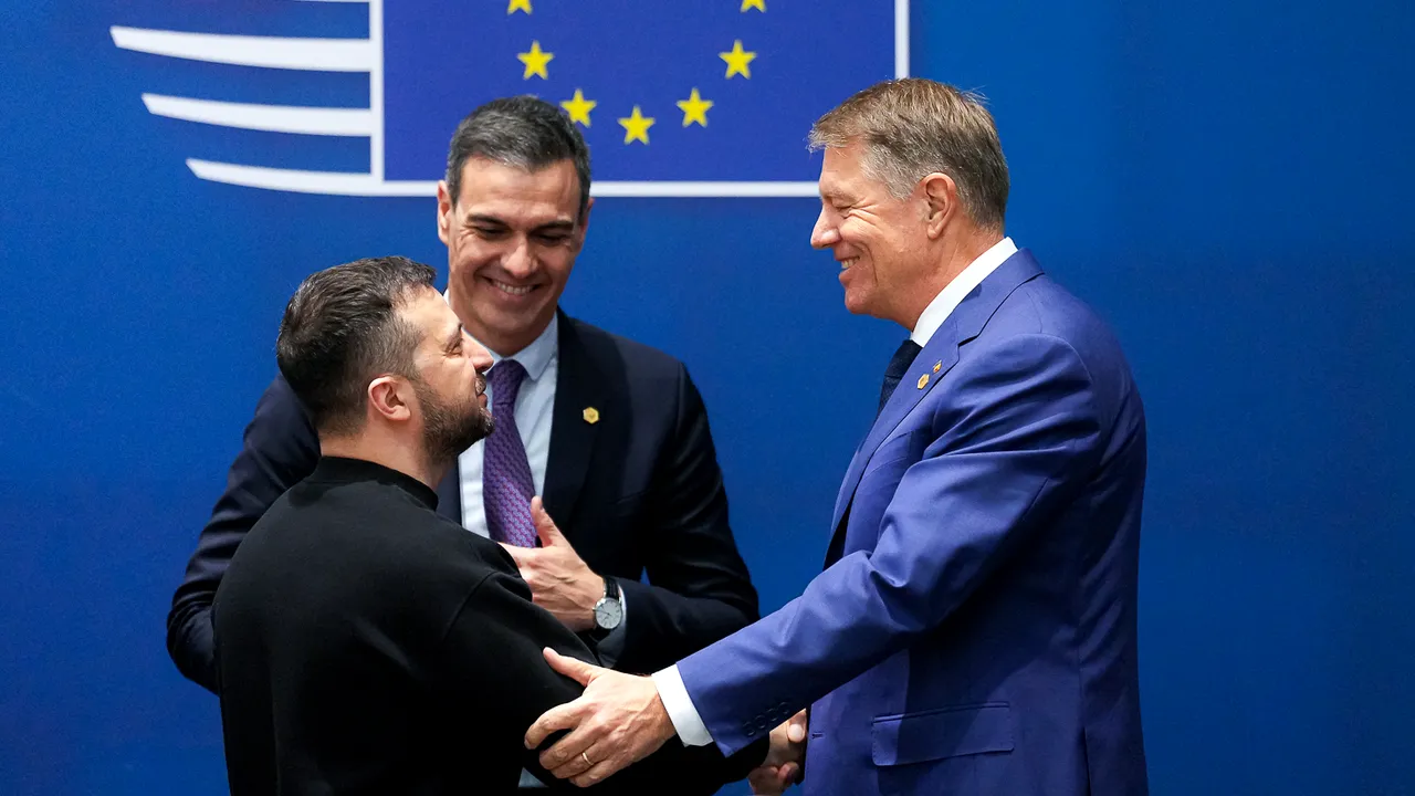 Iohannis i-a transmis lui Zelenski sprijinul României pentru formula de pace