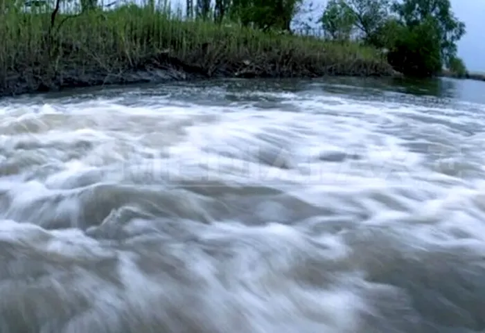 SOCIAL Apele Române recomandă declararea stării de urgență în Prahova: „Situația de la Paltinu este critică”