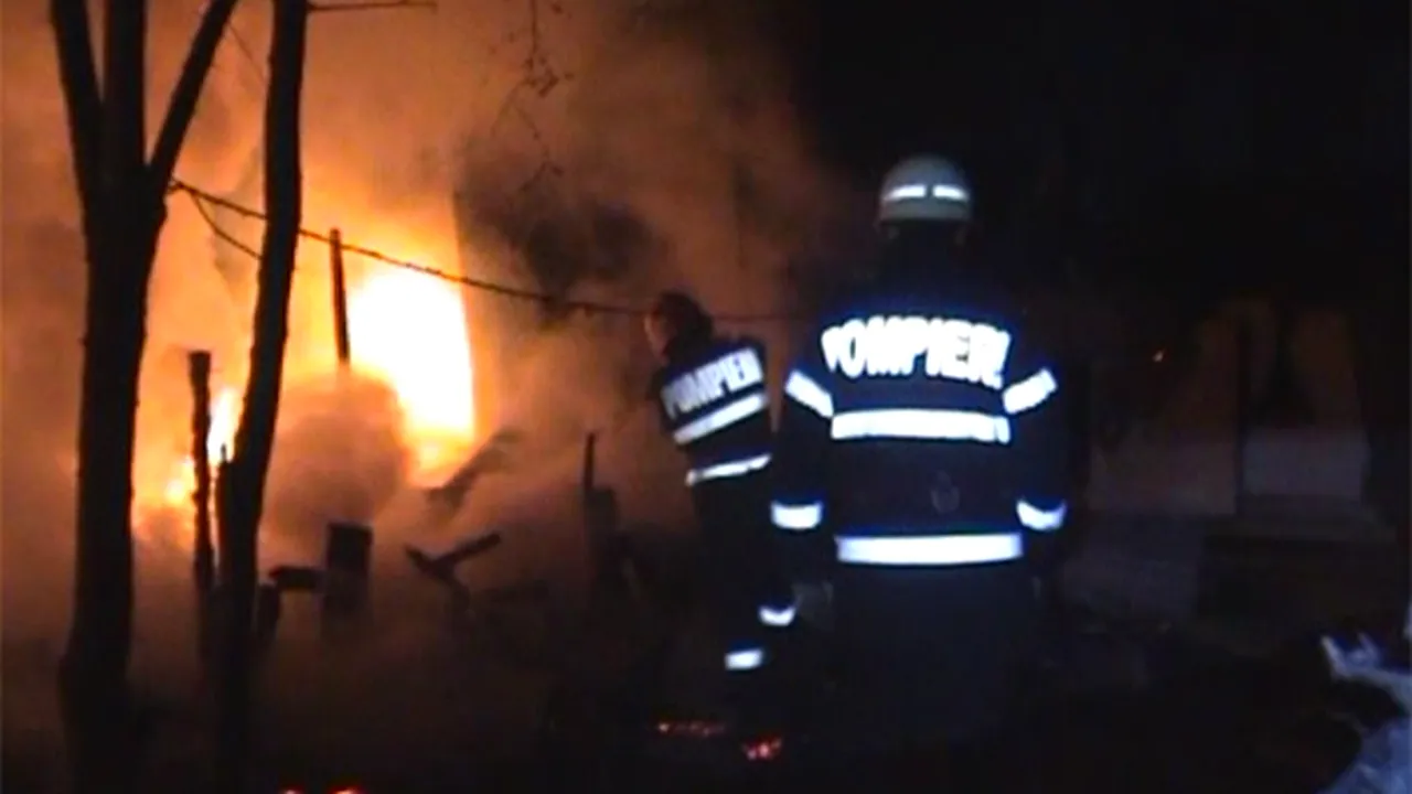 INCENDIU la Satu Mare: Şase persoane, între care trei copii, au murit carbonizate - VIDEO