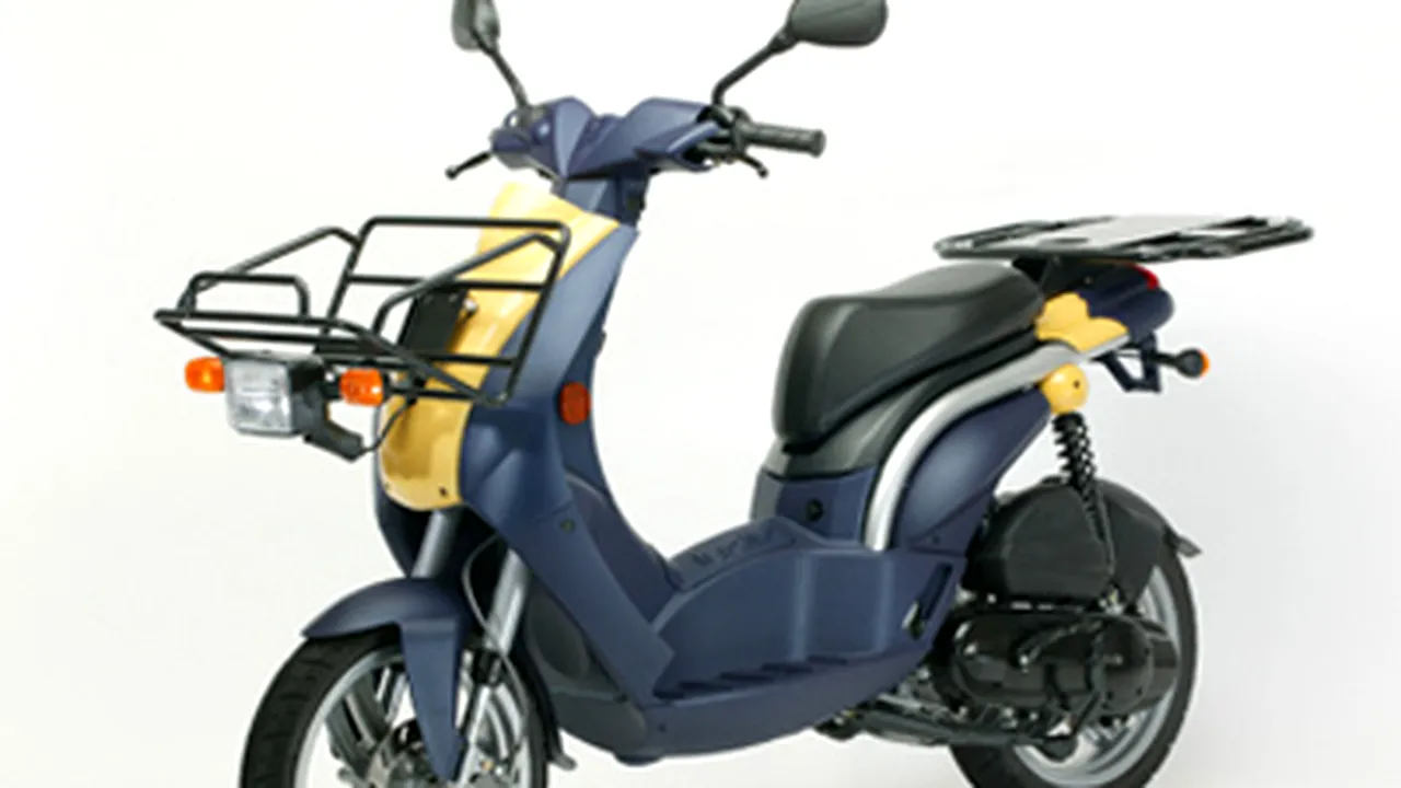Poştaşii din Bucureşti şi Cluj vor avea motoscutere