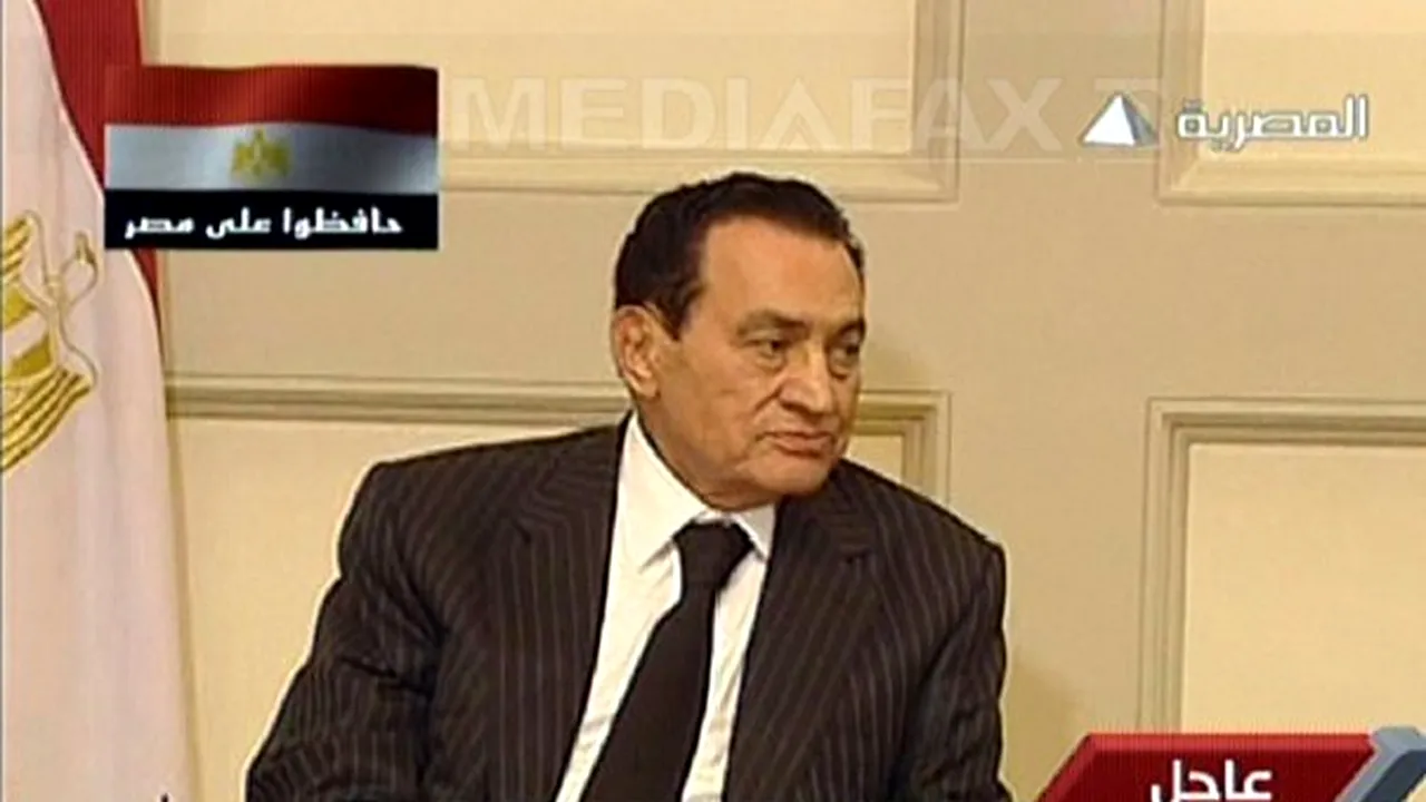 Hosni Mubarak ar fi părăsit Cairo