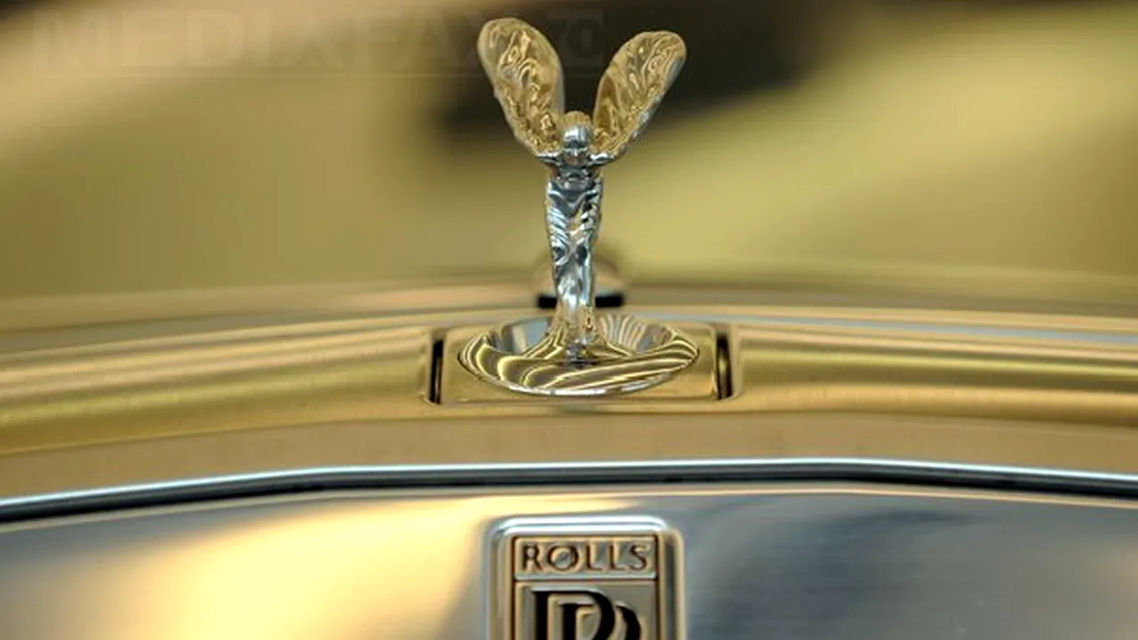 Acţiunile Rolls-Royce, la un nivel-record după anunţul vânzării unei participaţii la o companie