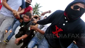 Localnici din Mexic furioşi pe un grup infracţional au răpit-o pe mama unui lider interlop