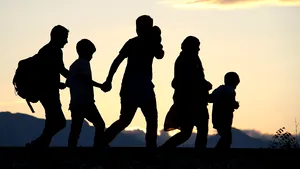 Un presupus traficant de migranţi, urmărit internaţional, a fost prins în cartierul Ferentari