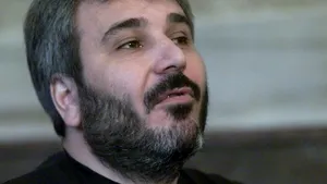 Sile Cămătaru ameninţa din închisoare un bărbat rănit într-un accident provocat de fiica sa - STENOGRAME