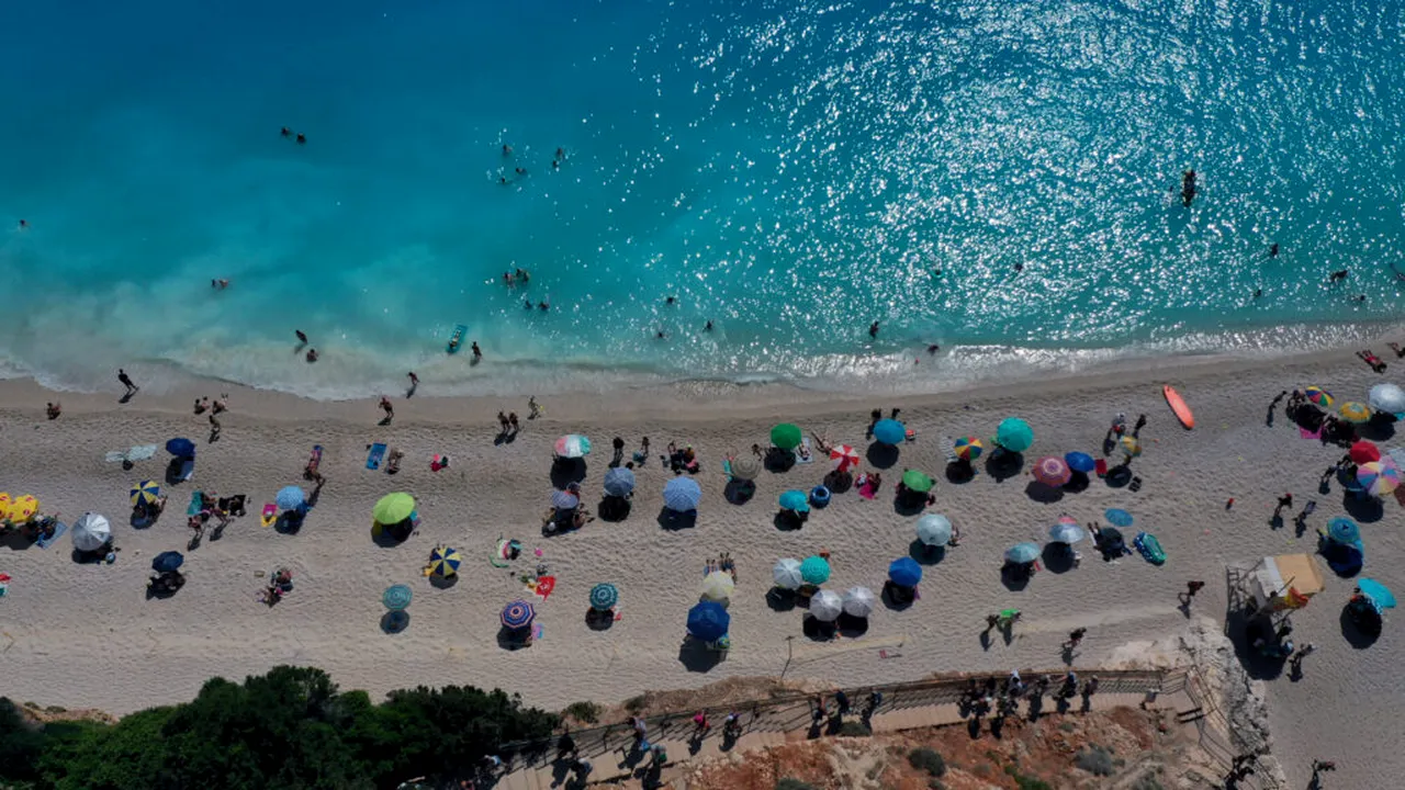 Bătălia pe șezlongurile din Grecia, o problemă ce îi îngrijorează pe hotelieri