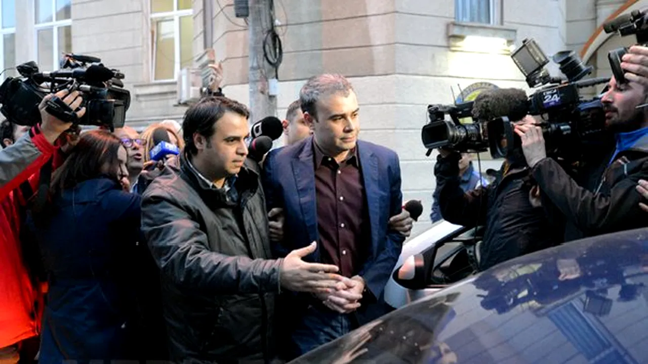 Darius Vâlcov şi-a dat DEMISIA din Senat