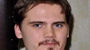 Războiul stelelor: Actorul care l-a interpretat pe Anakin Skywalker copil suferă de schizofrenie