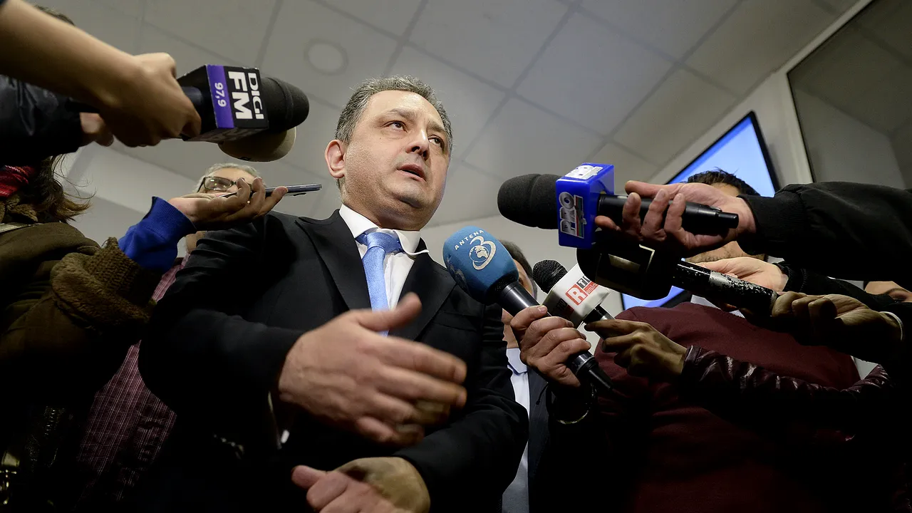 Primele reacţii după dezvăluirile lui Vanghelie | Olguţa Vasilescu: Mi-a spus că am intrat pe o listă şi că o să se înceapă să mi se facă dosar/ Gheorghe Nichita: Ştiam din 2012, dar Jihadul a început în 2013. Am fost vânaţi