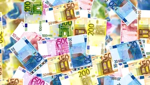 Produse de 4 milioane de euro, suspecte de a fi contrafăcute, confiscate de poliţişti la Giurgiu