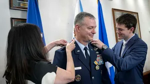 America rămâne la conducerea NATO