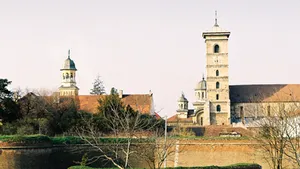 Alba Iulia a intrat în Cartea Recordurilor cu cea mai mare îmbrăţişare