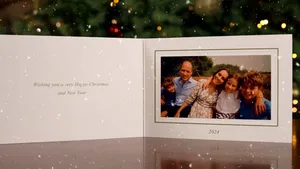 Prinţul William şi soţia sa au dezvăluit felicitarea de Crăciun. În fotografie apar toţi copiii lor