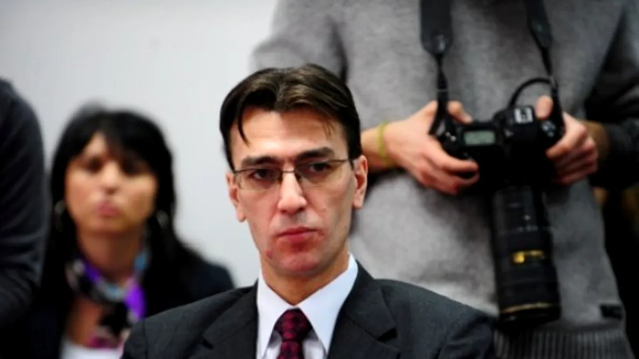 Verificări DNA vizându-l pe judecătorul CSM Adrian Neacşu. Calculatorul i-a fost ridicat din birou