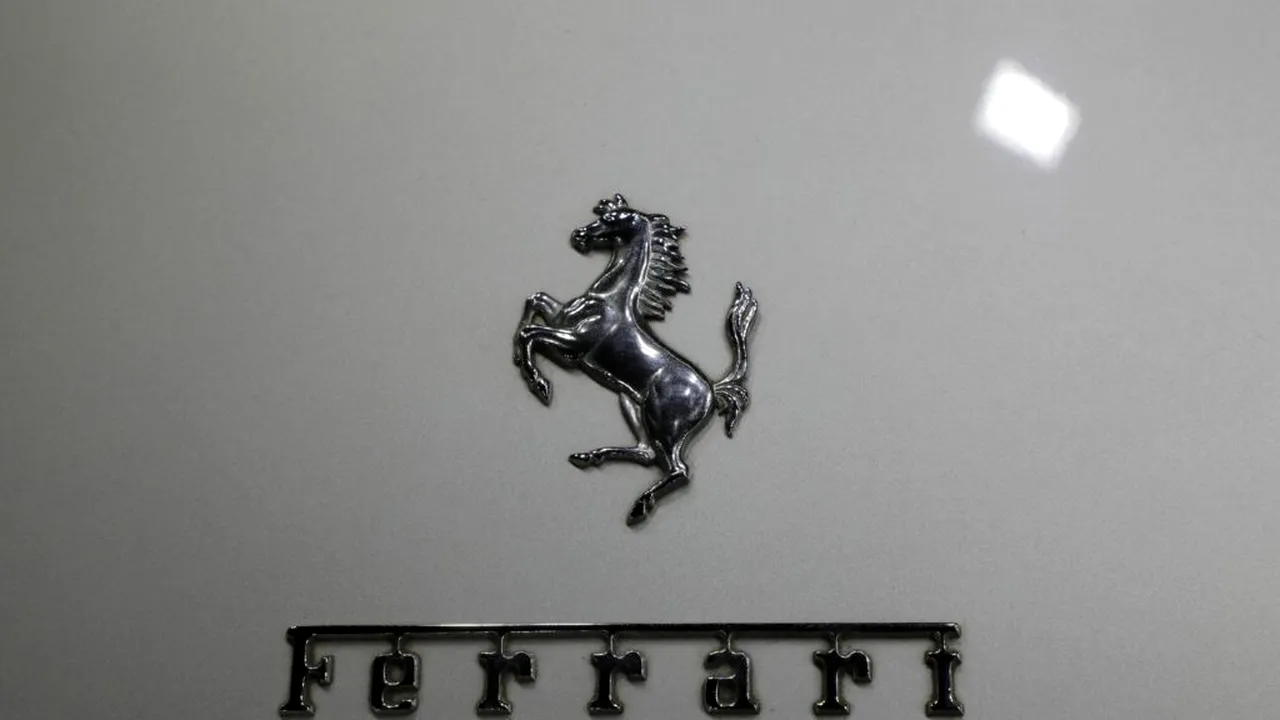 Războiul moștenirii Agnelli: Președintele Ferrari este acuzat chiar de mama sa