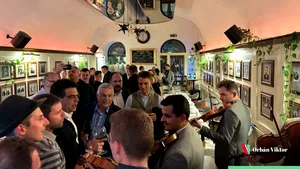 Viktor Orban a petrecut cu lăutari la Cluj-Napoca. Motivul de sărbătoare al premierului Ungariei