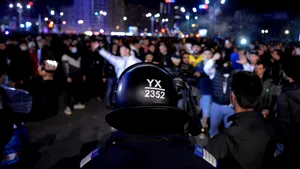 GALERIE FOTO | Protestul anti-restricţii din Bucureşti, în imagini. Cum au arătat străzile Capitalei noaptea trecută