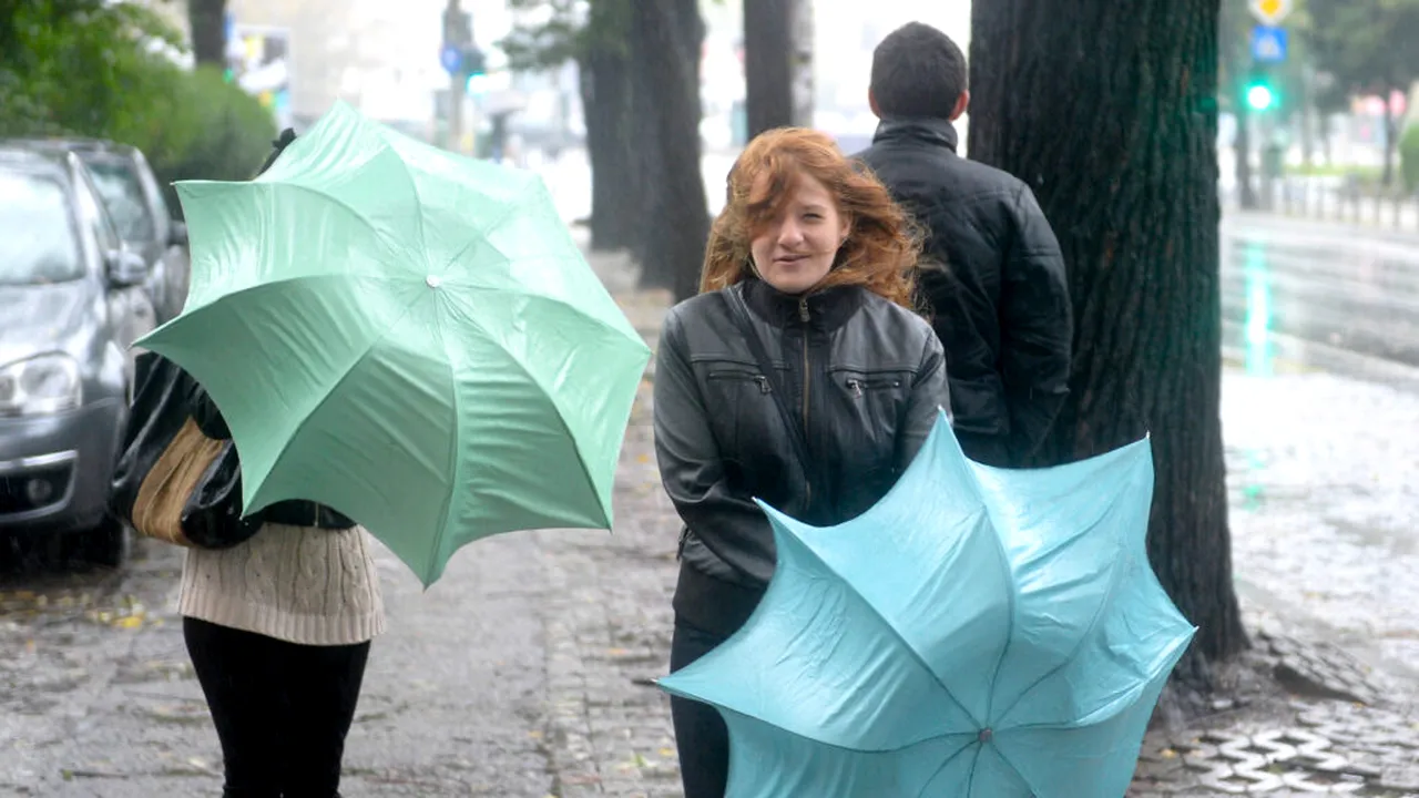 Cer noros și ploi în Capitală, până luni. Va fi mai frig decât în mod obișnuit