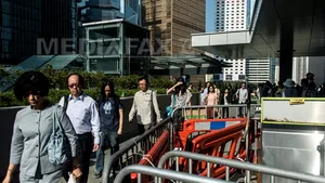 Oraşul  Hong Kong începe să revină la normal după o săptămână de perturbări