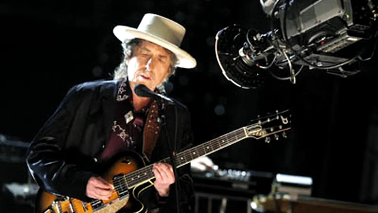 Bob Dylan anulează două concerte din cauza caniculei