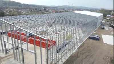 VIDEO Mobilizare masivă pe Autostrada Sibiu–Pitești: peste 1.000 de muncitori și 200 de utilaje pe secțiunea Cornetu–Tigveni