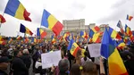 Două persoane ridicate din Piața Constituției, de la adunarea susţinătorilor lui Călin Georgescu