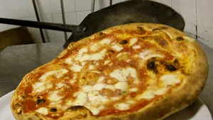 Bucharest Breaks World Record For Longest Line of Pizzas