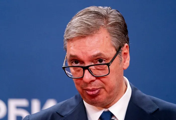 EXTERNE Aleksandar Vučić renunță la președinția Serbiei și intră în bătălia pentru Guvern. Alegeri anticipate pe 25 octombrie
